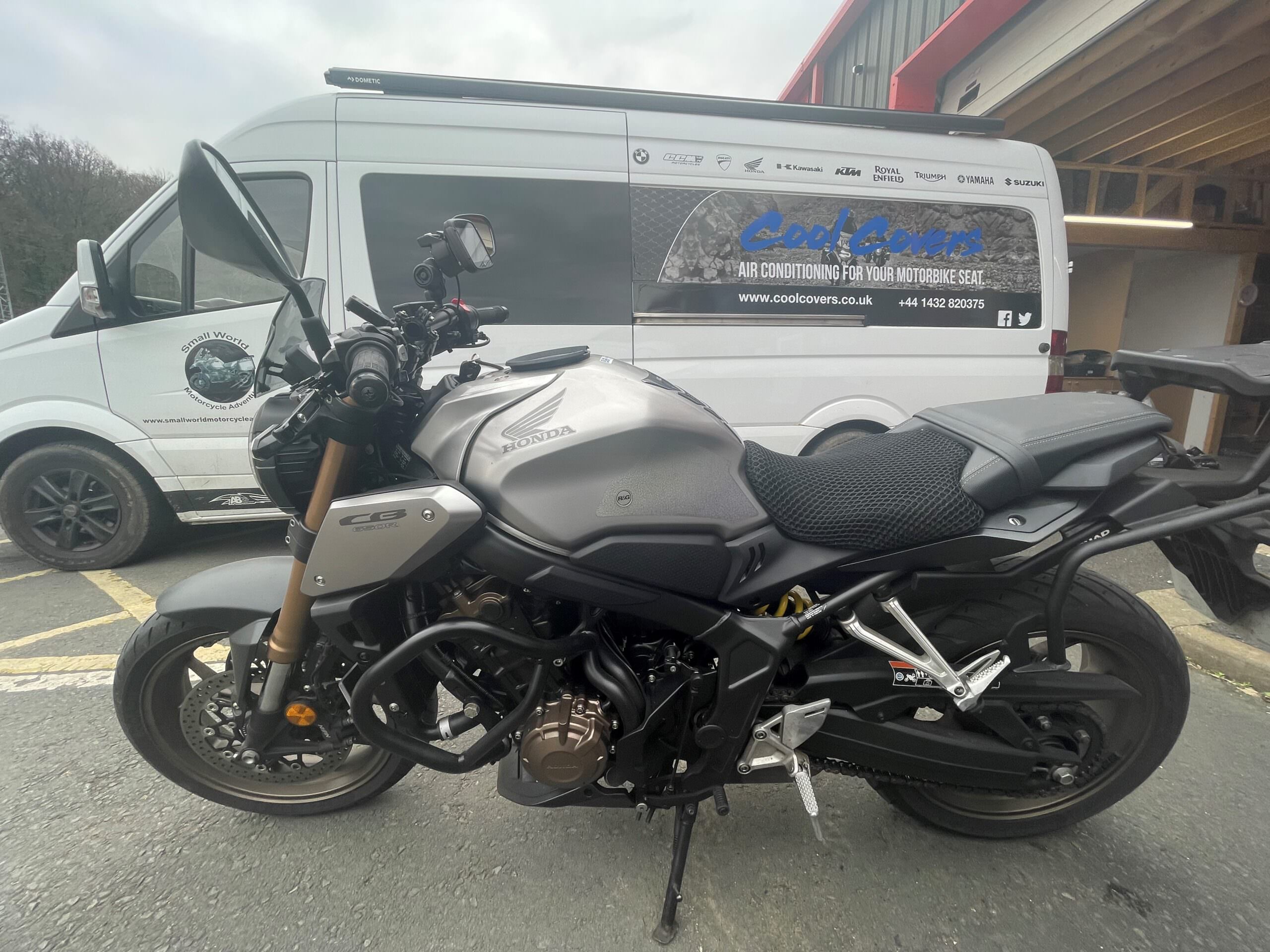 HONDA CB650R 2019-CURRENTHONDA CB650R 2019-CURRENT