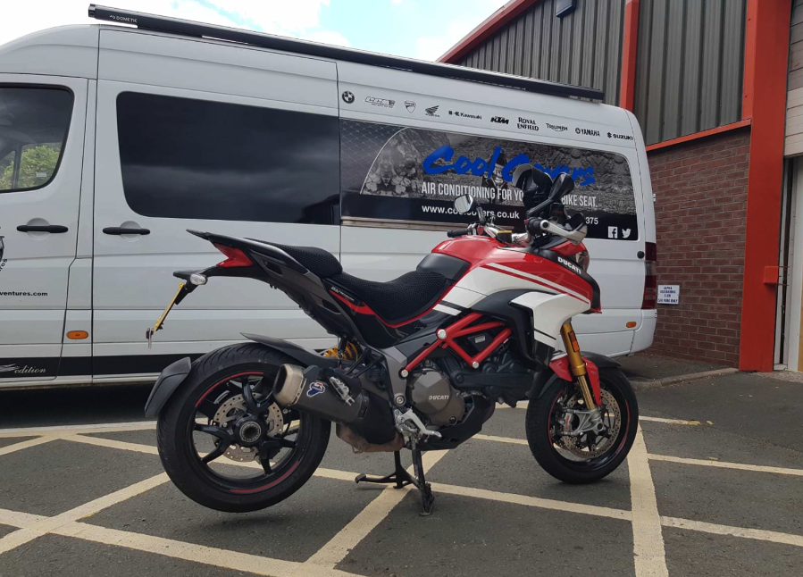 �ں߸ˤΤߡۥɥ����ƥ� �ޥ�� ���ȥ顼�� 1200S 2012-����